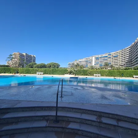 Marina Sky View
