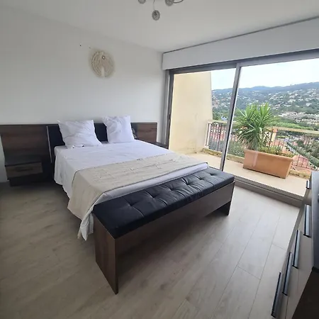 Marina Sky View Апартаменты *